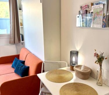 Talence Apartment | Le Petit Chai - Studio tout equipé au calme proche universités et transports