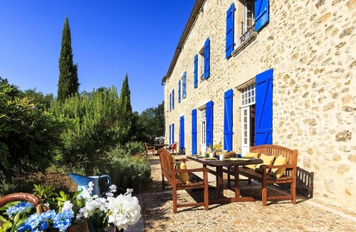 Vouthon Villa | Le Petit Mas - Five Bedroom Villa, Sleeps 8
