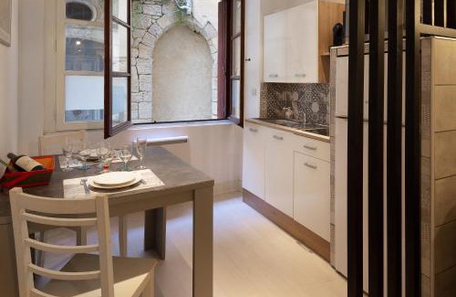Sarlat-la-Caneda Historic Center Apartment | Le Repaire - lescapade-medievale Sarlat