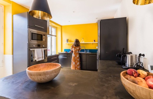 Biarritz City Centre Apartment | LES HALLES KEYWEEK Duplex with Terrace and Parking in Biarritz Center