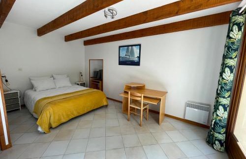 Saint Ouen d'Aunis House | Les trois cèdres