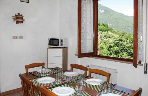 Santa Lucia Apartment | Lovely apartment for 10 people with WIFI, TV and terrace