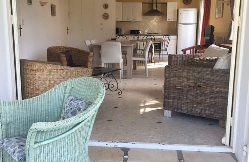 Vaux-sur-Mer Villa | Low prices linen included villa 300 m Nauzan beach business quiet green space