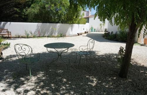 La Couarde-sur-Mer Villa | Maison Familiale avec Jardin, Piscine et Proche Plage à La Couarde-sur-Mer - FR-1-258-98