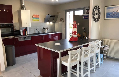 Gujan-Mestras House | Maison for 8 people, Air conditioning, Enclosed garden, Wifi, Parking