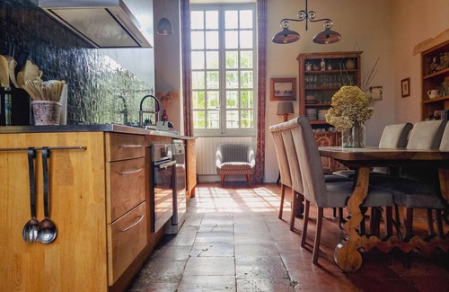 Langoiran House | "Maison Forte"/renovated former parsonage of the 17th century