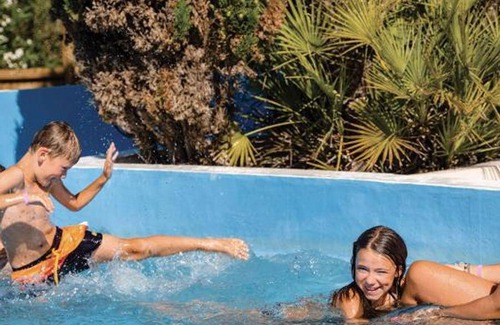 Saint-Georges-d'Oleron House | Mobile home ∙ 2 bedrooms ∙ 6 guests