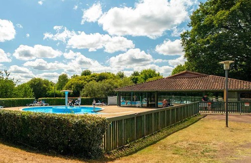 Pressignac House | Mobile home ∙ 2 bedrooms ∙ 4 guests