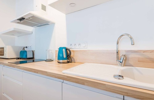 Saint-Jean-de-Luz City Center Apartment | Modern Studio, 220m from Beach, Historic Center