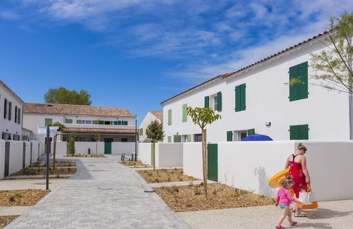 Rivedoux-Plage Apartment | Nice apartment in local style on the island of Ile de Ré