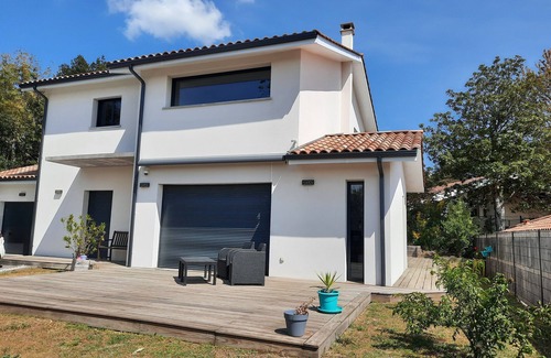 Ondres House | Nice contemporary house in the city center/cycle paths