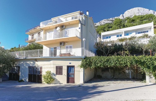 Marusici Apartment | One-Bedroom Apartment in Marusici