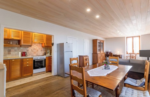 Chalais House | Peaceful Family Getaway in Nature with Shared Pool and Activities