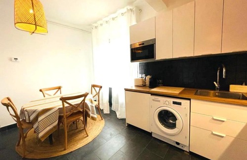 Bayonne Apartment | Perle Rare Spacious And Cozy Parking