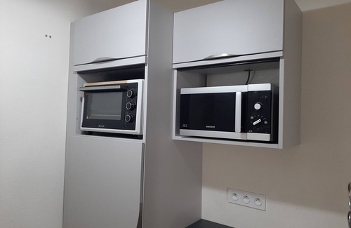 La Rochelle City Centre Apartment | Pleasant T2 excellent location near the old port secure parking, Wifi