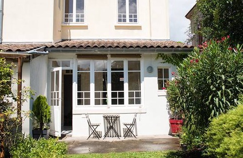 Bordeaux Sud Resort | Private room ∙ 1 guest