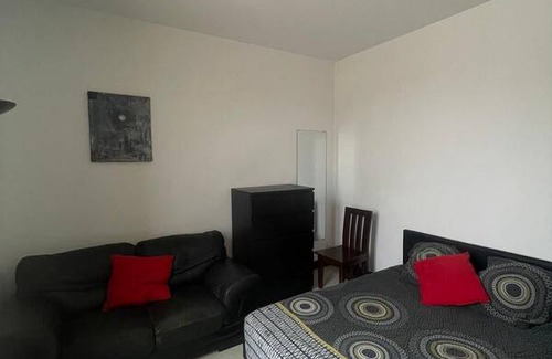 Begles Resort | Private room ∙ 1 guest