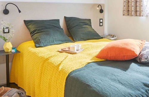 Saint-Trojan-les-Bains RV Rental | Recreational vehicle (RV) ∙ 2 bedrooms ∙ 4 guests