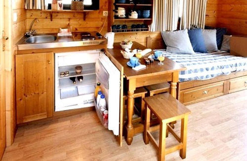 Chamberet RV Rental | Recreational vehicle (RV) ∙ 1 bedroom ∙ 5 guests