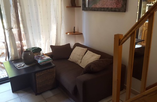 Hyeres Apartment | RENT STUDIO FURNITURE HYERES 45M2 ON 3 LEVELS