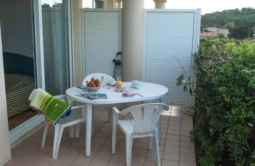 Biarritz Apartment | Residence Mer & Golf Eugénie* - 2 Rooms 4 People