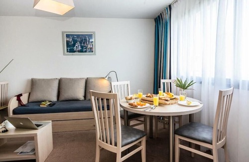 La Rochelle Apartment | Residence Odalys Archipel **** - 2 Rooms 5 People