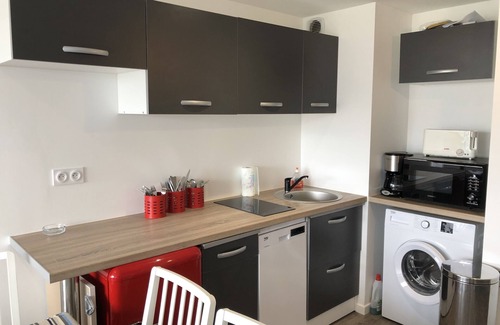 Hendaye Apartment | Residence sokoburu Sea and harbor view