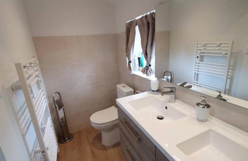 Vienne House | Room in Guest room - Les Vigealieres Rooms 3