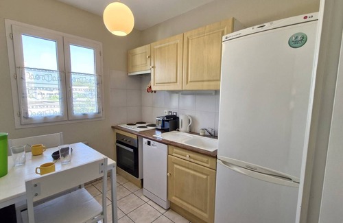 Royan Apartment | Royan - IDEAL LOCATION for this APARTMENT - terrace - private garage