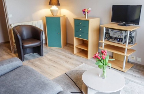 Saint-Palais-sur-Mer Apartment | Saint Palais Saint-Palais-sur-Mer