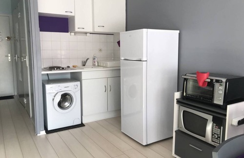 Saint-Georges-de-Didonne Apartment | Saint Georges de Didonne - STUDIO CABINET - wooded residence - NEAR THE CENTRE