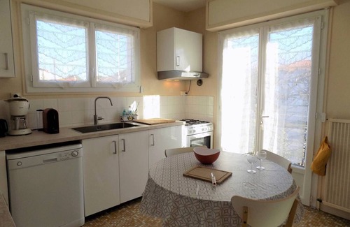 Saint-Georges-de-Didonne House | Saint Georges de Didonne - HOUSE near the centre and the beach