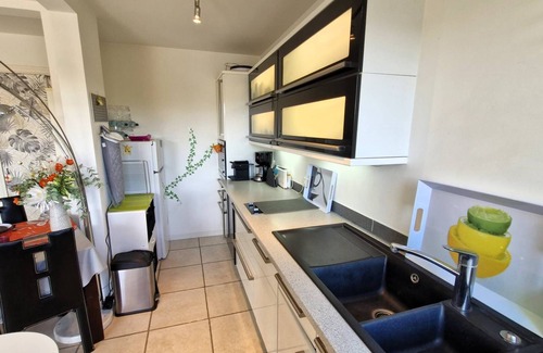 Saint-Palais-sur-Mer Apartment | Saint Palais sur Mer - SEA VIEWS for this SUPERB FLAT - a real gem