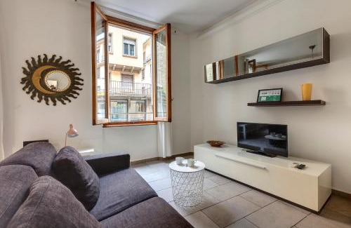 San Giovanni Apartment | Santo Stefano Apartment by Mamo Florence