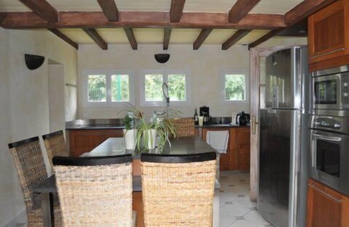 Le Grand-Village-Plage Villa | Seaside villa with swimming pool on the edge of a national forest