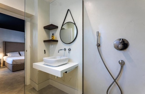 Biarritz City Centre Apartment | SOTOAN KEYWEEK Design Apartment close to the Port-Vieux beach in Biarritz