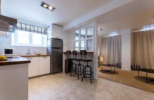Biarritz City Centre Apartment | SOTOAN KEYWEEK Design Apartment close to the Port-Vieux beach in Biarritz