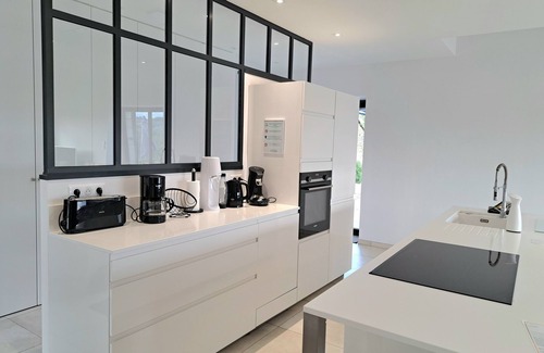Veyrines-de-Domme Villa | Stone house with character, fully renovated with swimming pool, sleeps 12