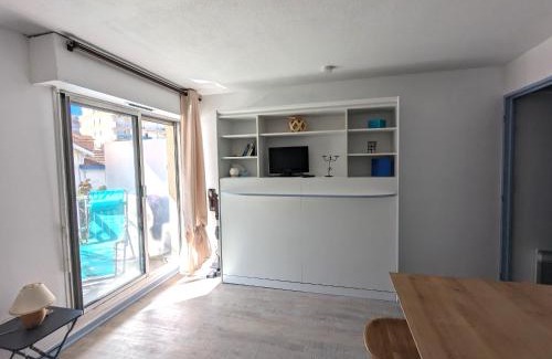 Arcachon Apartment | Studio 21m² calme avec balcon en centre-ville, proche gare et plage - Arcachon - FR-1-420-55