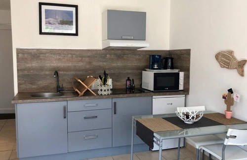 Vieux-Boucau-les-Bains Apartment | Studio:400M sea lake and centers city, 800 m sea, direct access cycle track.