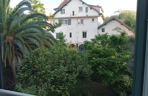 Biarritz Apartment | Studio Biarritz Grande Plage 800m away with garden view and Wi-Fi
