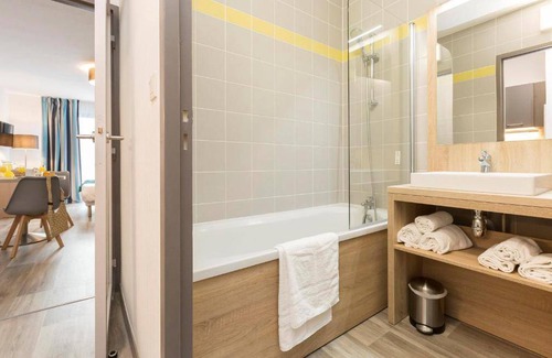 La Rochelle Apartment | Studio flat ∙ 1 bedroom ∙ 2 guests