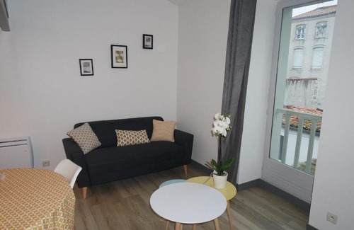 La Rochelle City Centre Apartment | Studio Hypercentre LR