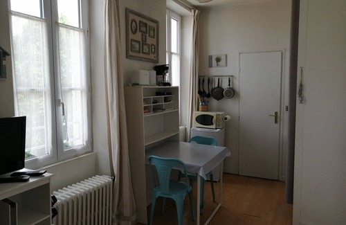 La Rochelle City Centre Apartment | STUDIO IN HISTORICAL CENTER