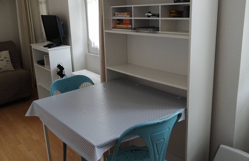La Rochelle City Centre Apartment | STUDIO IN HISTORICAL CENTER