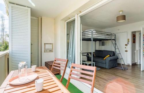 Biarritz Apartment | Studio moderne 2* avec balcon, parking, Wi-Fi - Quartier Larochefoucauld à Biarritz - FR-1-3-487