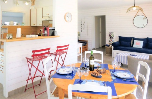 Saint-Vivien-de-Medoc House | Stunning private villa for 6 people with private pool, WIFI and terrace