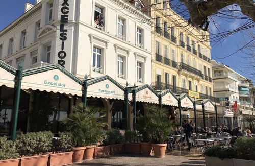 Saint-Raphael Apartment | Superb F2 on the seafront, breathtaking view, town center, 4-star rating, wifi