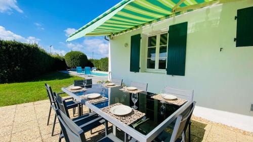 Le Bois-Plage-en-Re Villa | Superbe villa de plain pied avec jardin clos et piscine