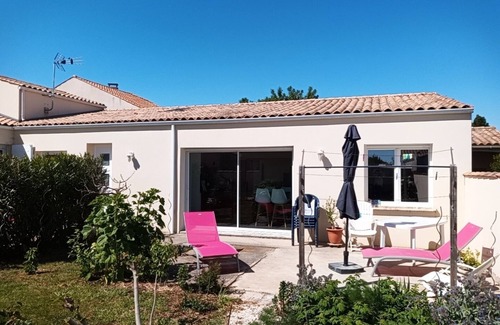 Quartier des Boucholeurs House | T3 ground floor near beach and Thalasso